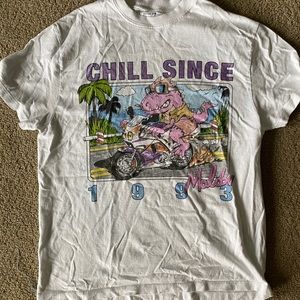 BRANDY MELVILLE GRAPHIC TEE